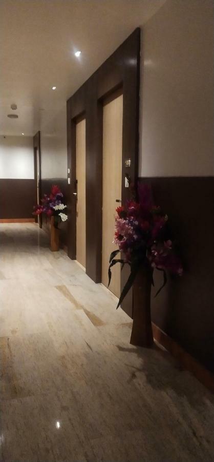 Amutham Residency Tiruchirappalli Exterior foto